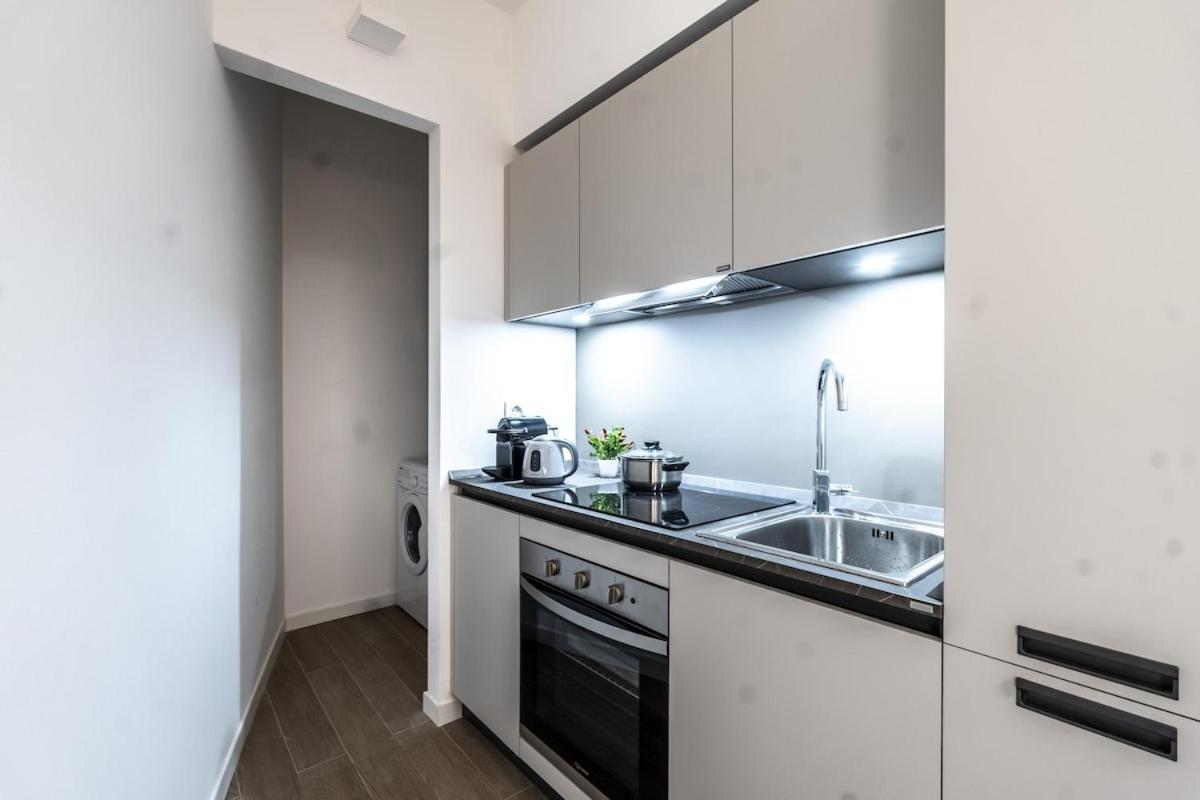 Appartement Free Parking - Duomo Bilocale - Private Gym- Metropolitana *