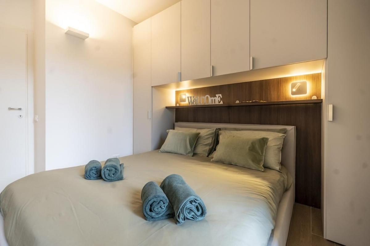 Free Parking - Duomo Bilocale - Private Gym- Metropolitana Appartement Milan